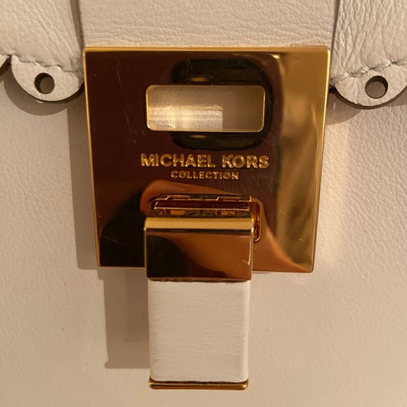 Michael Kors Collection white scalloped leather satchel & removable strap - Picture 8 of 8